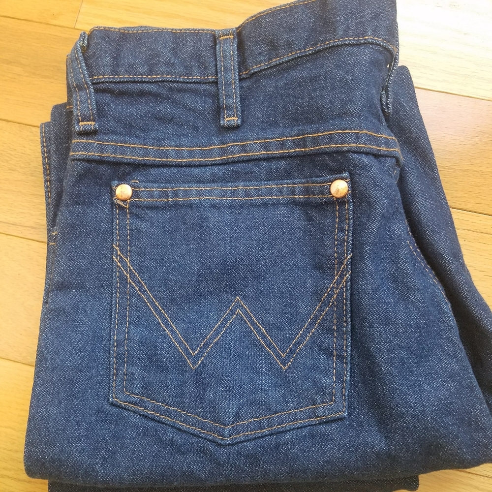 Cowboy cut wrangler jeans